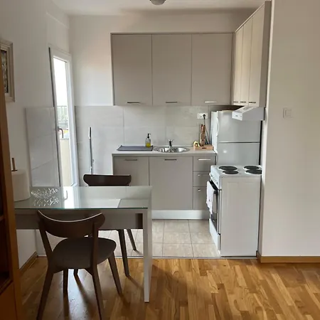 Apartment Flat *